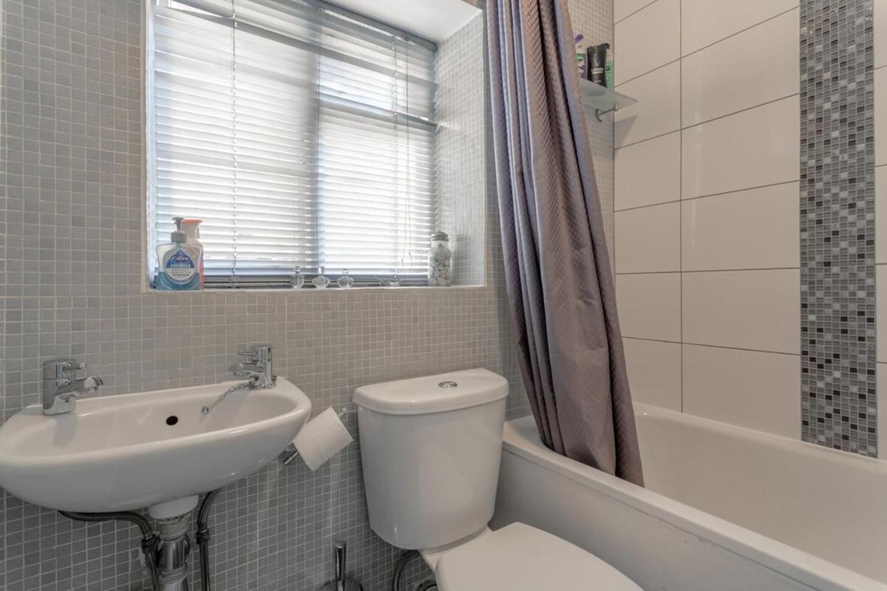 Stylish 1 Bed Apartment Near Battersea Park London Exterior photo